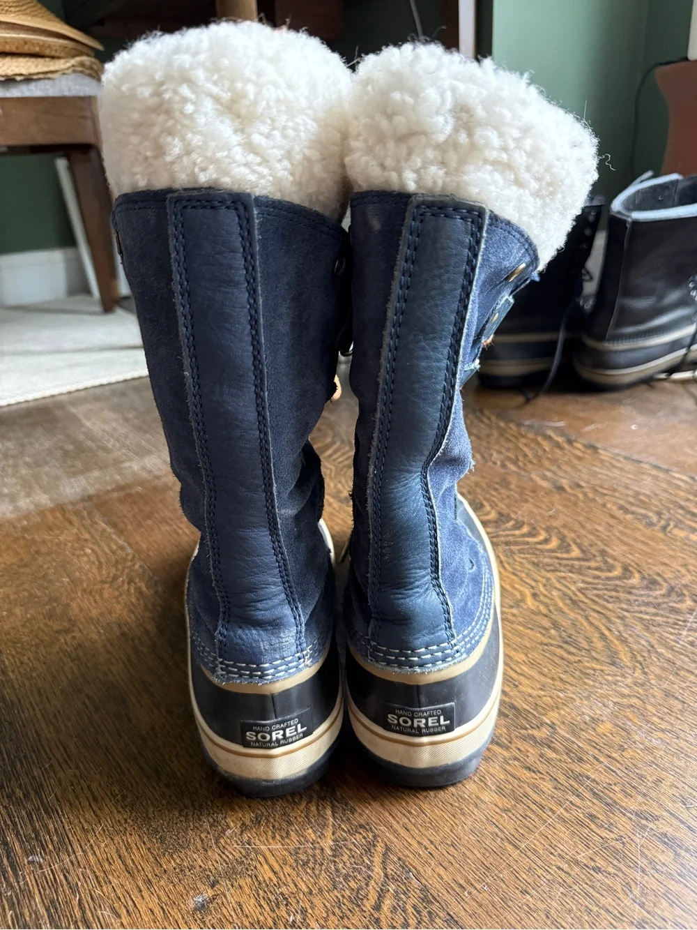 Sorel Navy and Tan Lace-Up Shearling Winter Boots